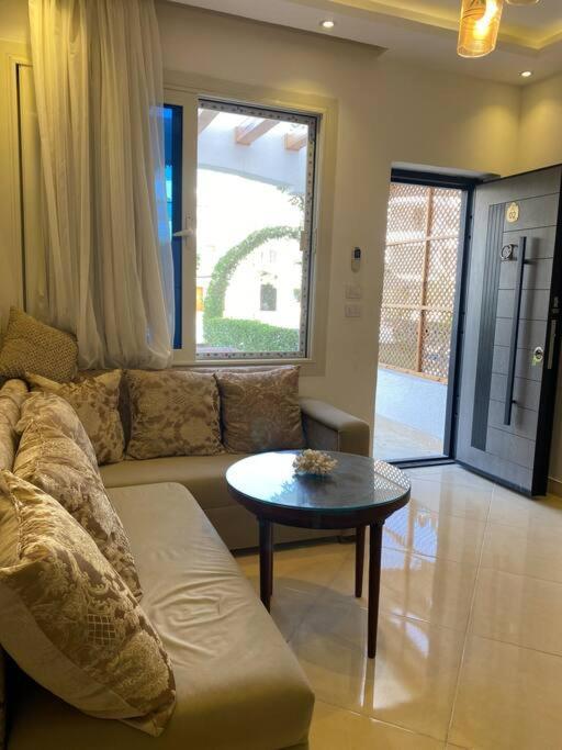 Cosy Studio On The First Floor With Lovely Terrace And Personal Garden Area, Pool View And Free Beach Access In Sharm Hills Resort شرم الشيخ المظهر الخارجي الصورة